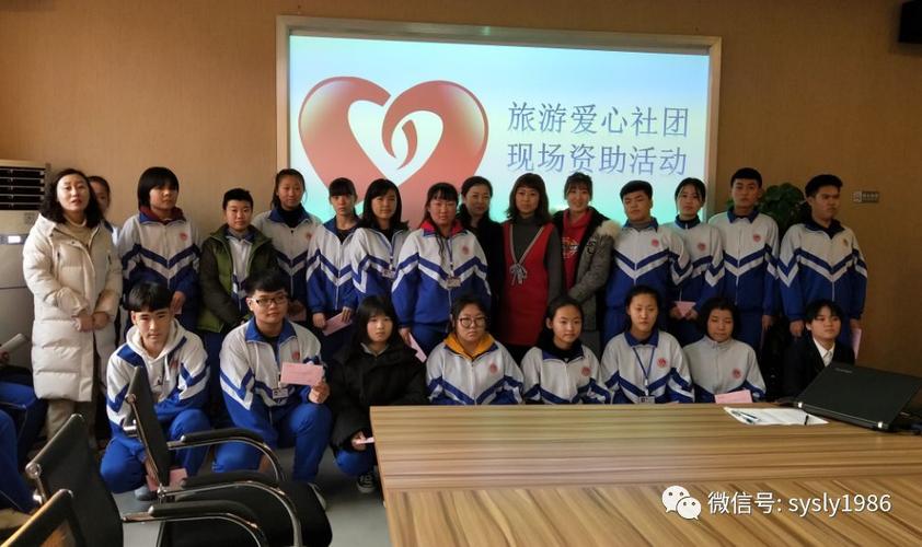 张家界旅游买什么特产(去张家界旅游买什么特产)1