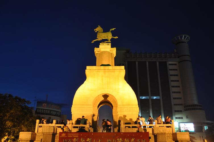 中国人去国外旅游(中国人去国外旅游绑架案)1