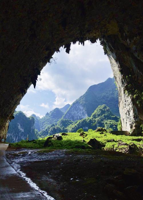 迪庆周边度假旅游(长沙适合度假的周边旅游)2