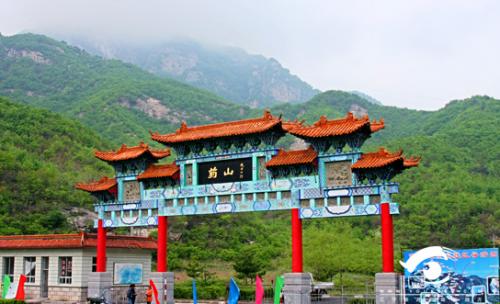 岫岩附近旅游景点大全(鞍山岫岩旅游景点大全)2