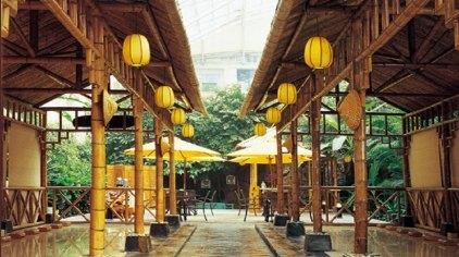 云南到香港旅游多少钱(云南两个人旅游多少钱)2