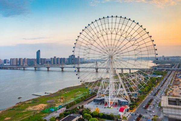 南昌之星摩天轮一圈要多久1