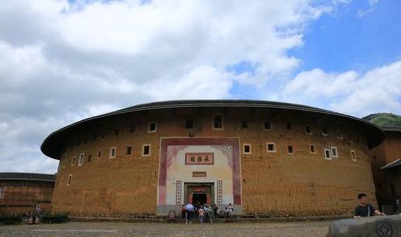 原创 福建土楼,世界上独一无二的、神话般存在的山区建筑模式3