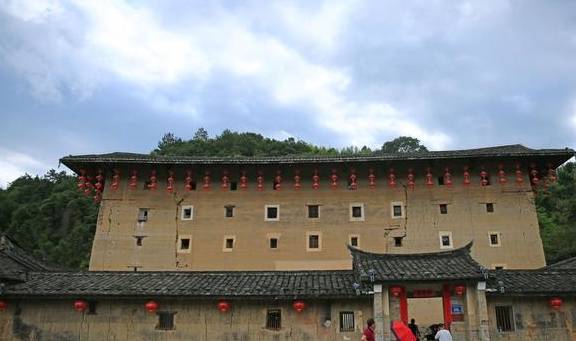 原创 福建土楼,世界上独一无二的、神话般存在的山区建筑模式9