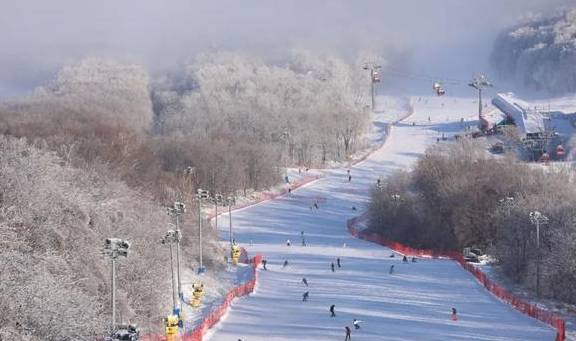 原创 这家乌拉满族火锅不正宗？作为游客，这是吉林旅行最享受的一餐2