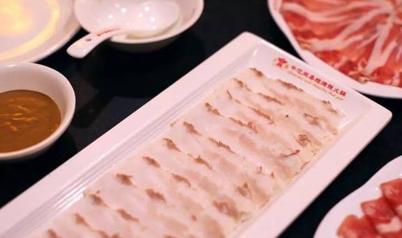 原创 这家乌拉满族火锅不正宗？作为游客，这是吉林旅行最享受的一餐16