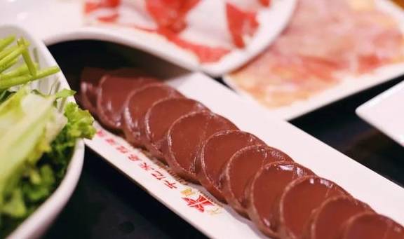 原创 这家乌拉满族火锅不正宗？作为游客，这是吉林旅行最享受的一餐17