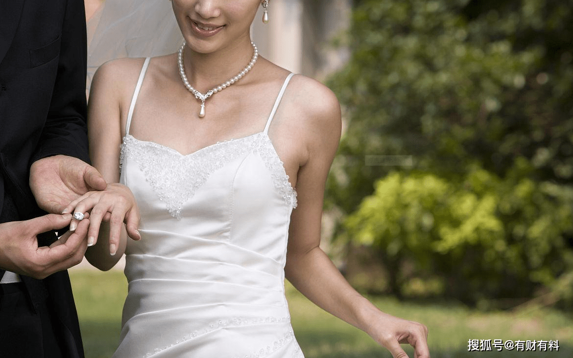 原创 布局百年的“骗局”，如今被国内“假货”揭穿，你还会买单吗？1