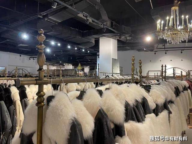 原创 曾一件上万不缺顾客,如今连买带送也无人问津,行业面临“停摆”7