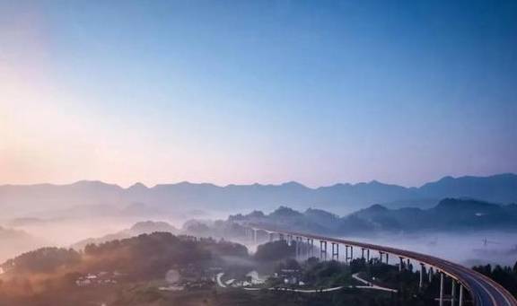 原创 吐血整理!?这6条精华自驾线路!每条线路沿途风景都无比惊艳26