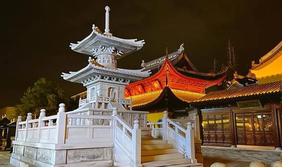 原创 无锡有一条仿古商业街,模仿南长街修建而成,没想到却非常冷清3