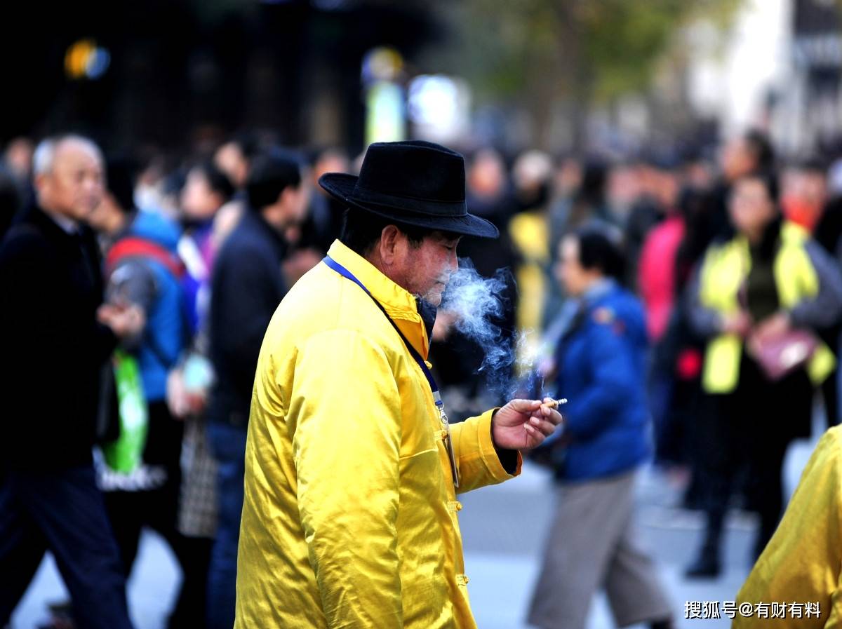 原创 全国“控烟”升级！香烟市场“动真格”，专家提出均价应达到59元2