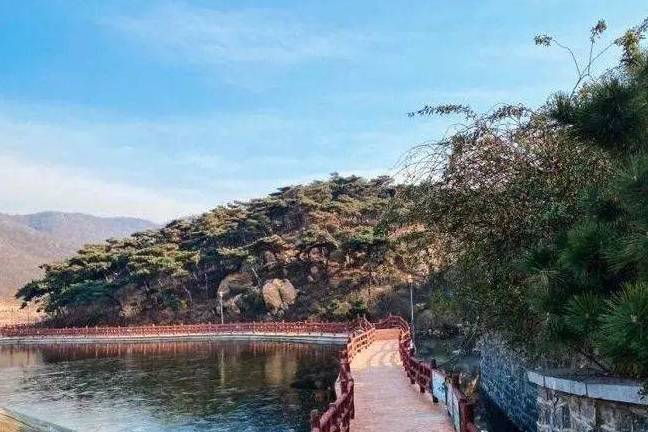 原创 引唐代御封温泉水资源，泰山温泉城打造60多个特色山景温泉泡池1