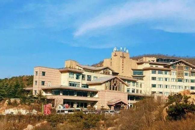 原创 引唐代御封温泉水资源，泰山温泉城打造60多个特色山景温泉泡池3