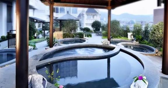 原创 广东有哪些温泉酒店每间房都带独立泡池？帮你整理好了，收藏吧7