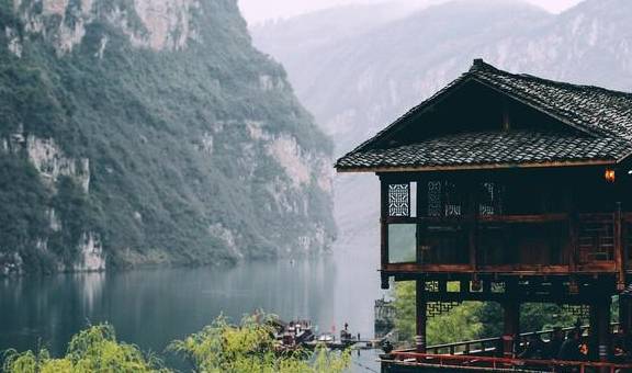 原创 重庆第一历史文化名镇,旧址埋没于江底,重建后依旧美若世外桃源4