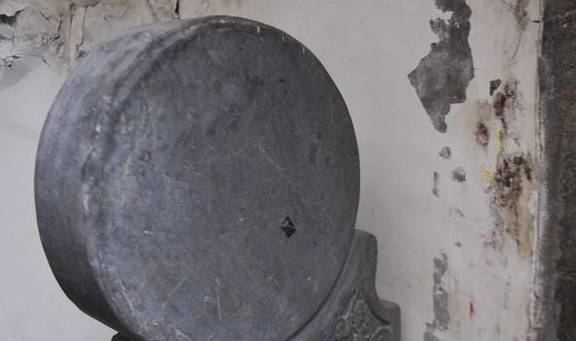 原创 贵州镇远古城有3家富户,2户当官1户经商,经商的家里堆满宝贝10