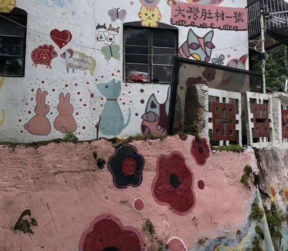 原创 香港清洁工月入上万,消费水平比内地低很多,为何还说生活困难6