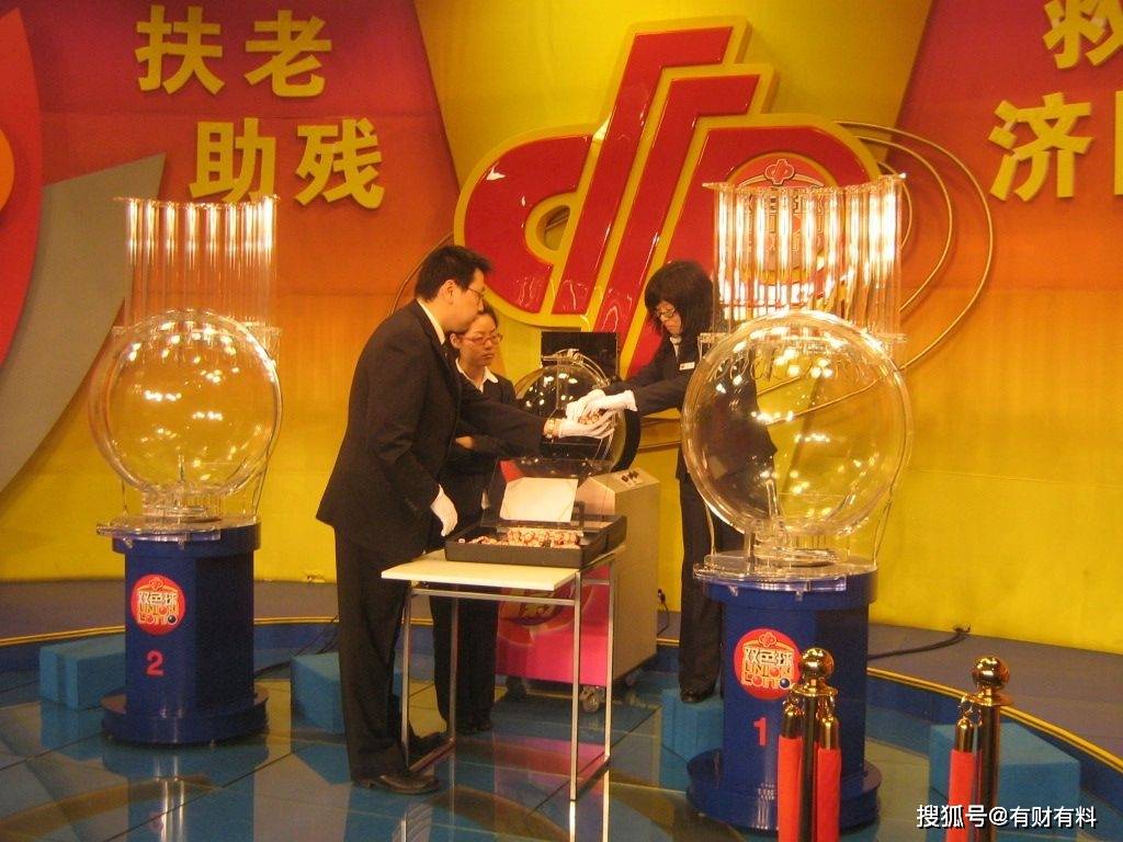 原创 多位彩民机选号中奖,奖金高达1.86亿!机选比自选好中奖吗?6