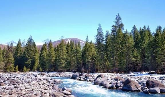 原创 新疆这片冰雪世界,景色美颜可媲美瑞士,冬季最值得去的目的地11