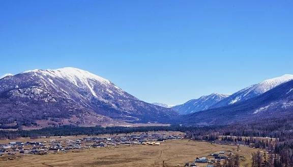 原创 新疆这片冰雪世界,景色美颜可媲美瑞士,冬季最值得去的目的地12