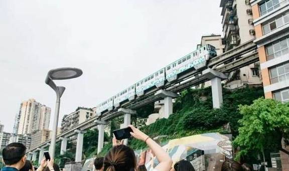 原创 酣畅淋漓、水煮重庆,巴渝儿女激情热辣的千面一城27