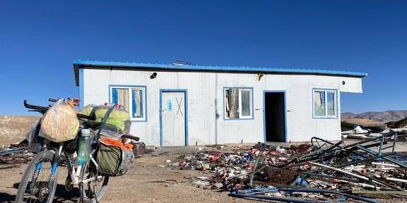 原创 单车独闯新藏线D8，出新入藏，甜水海老兵站到死人沟2