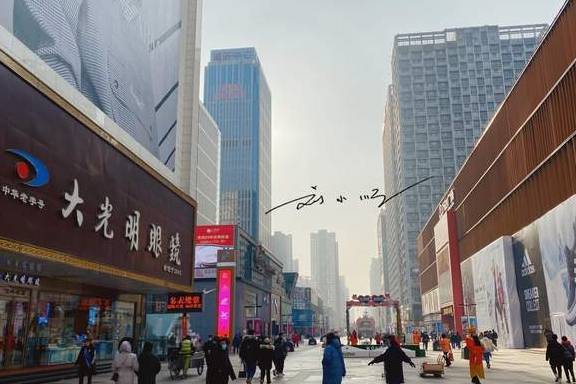 原创 沈阳火车站前有一条百年商业街,堪比上海的南京路,游客都来打卡1