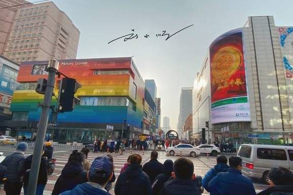 原创 沈阳火车站前有一条百年商业街,堪比上海的南京路,游客都来打卡4