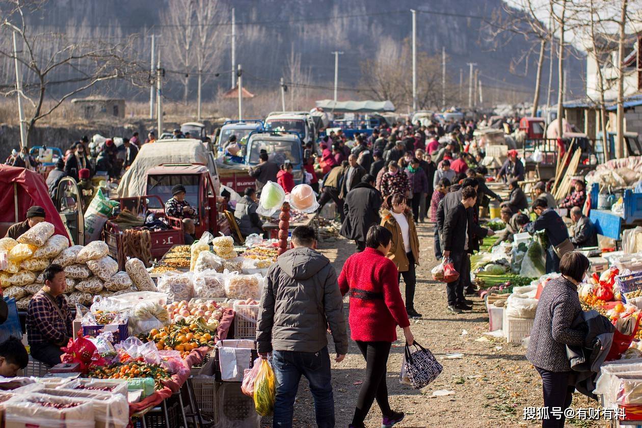 原创 县城买房和农村盖房,10年后哪种选择才是正确的?答案已明确3