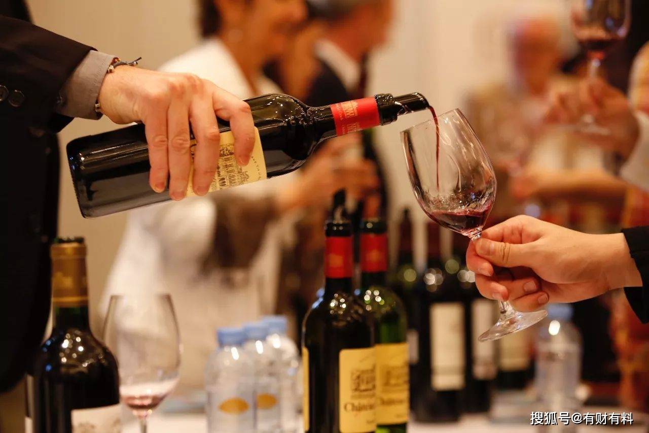 原创 鲜少有人光顾,为何“烟酒店”却越开越多?其实老板在悄悄赚钱6