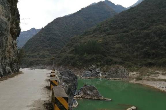 原创 仙人关,嘉陵江畔,吴王城遗址处,我看到不堪入目的一幕11