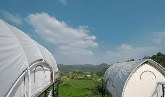 原创 比莫干山好玩,新发现耗资十亿的宝藏地,茶园野奢帐篷屋不输南非21