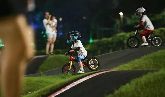 原创 比莫干山好玩,新发现耗资十亿的宝藏地,茶园野奢帐篷屋不输南非47