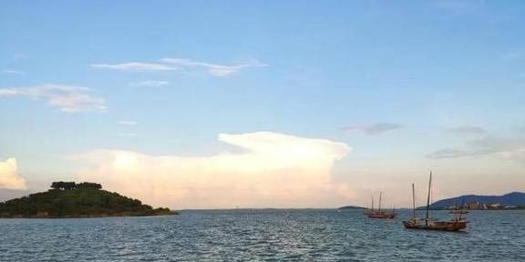 原创 「旅游热点」被誉为人间“桃花源”太湖成11月江苏最热景区1