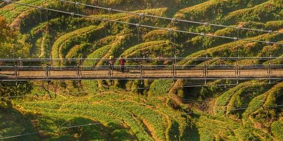 原创 眼前最热门旅游地,当然是江西婺源篁岭,但是人山人海有啥意思?15
