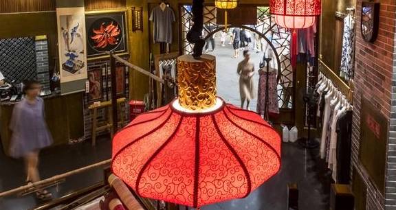 原创 我想去成都,尽管刚离开,我们吃茶吃火锅,释放疲劳及多余的情绪3