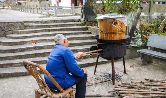 原创 周小柚坐车6小时只为解锁这个大山里的“五古”小村，真的太美了15