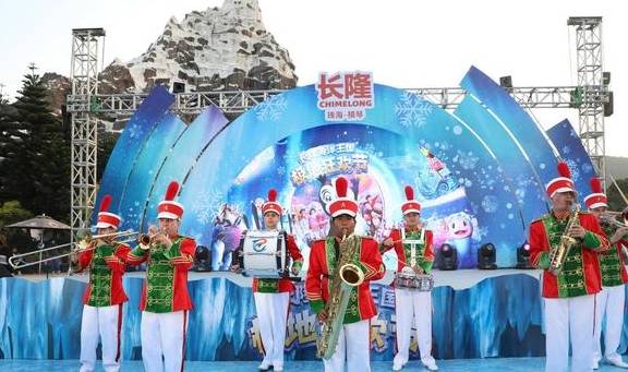 原创 入冬失败不用怕,冰雪纷飞珠海长隆海洋王国,一秒进入极地世界3