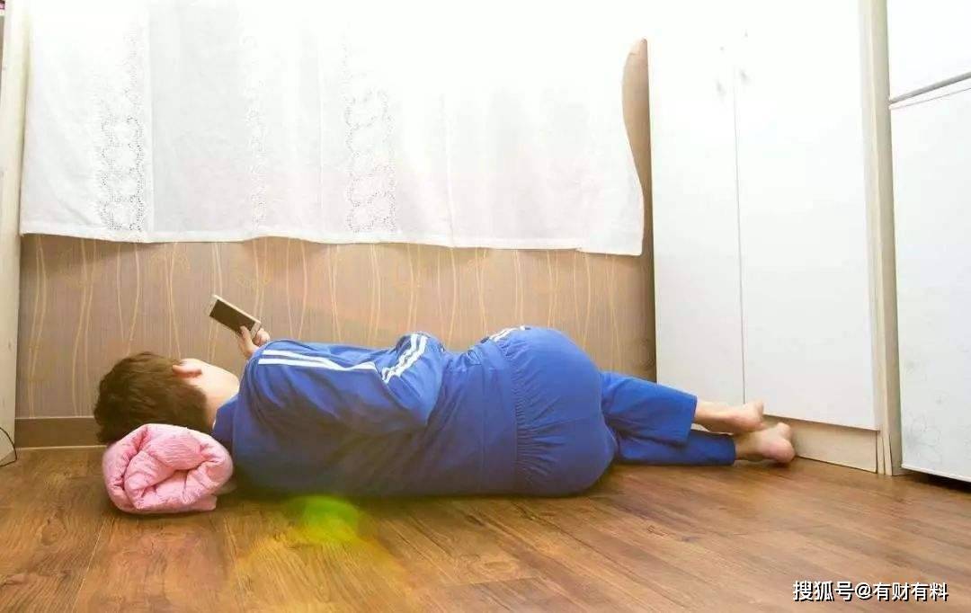 原创 把一个亿存入银行,光靠利息过日子,可以享受到什么样的生活呢?6