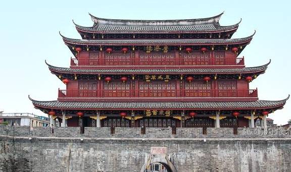 原创 广东这座古城有国内第一“牌坊街”古迹多达700处却少有人知1