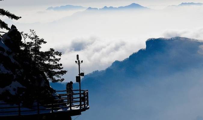 原创 老君山：追梦你的白雪，你却馈赠天宫云海11