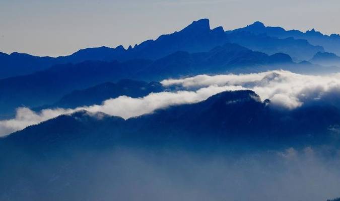 原创 老君山：追梦你的白雪，你却馈赠天宫云海12