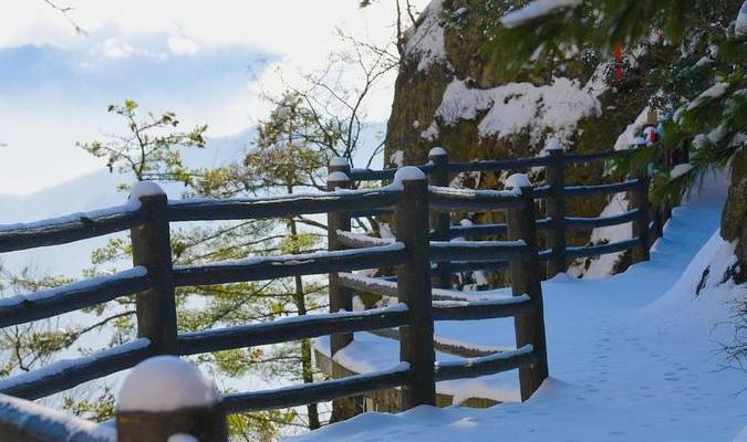 原创 老君山：追梦你的白雪，你却馈赠天宫云海13