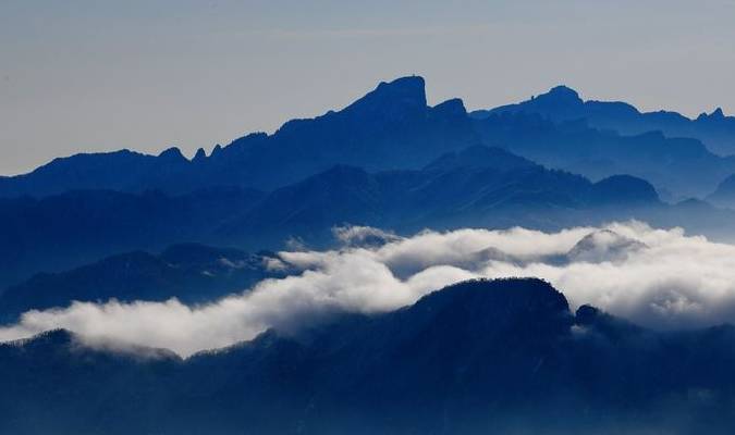原创 老君山：追梦你的白雪，你却馈赠天宫云海24