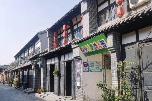 原创 安徽有个爬子巷，瘫痪儿子靠爬行要饭养母，有400年历史2