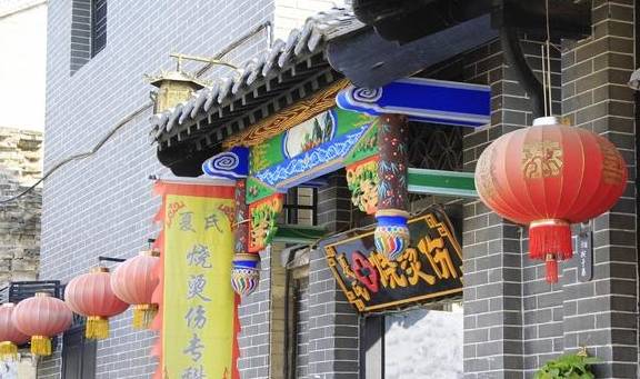 原创 安徽有个爬子巷，瘫痪儿子靠爬行要饭养母，有400年历史8