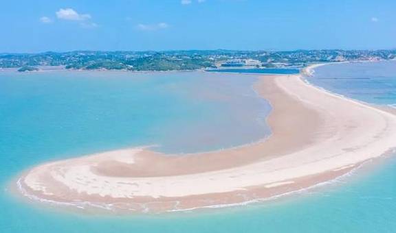 原创 刘雯最新海滩大片美出天际，看完这篇，你也能get同款5