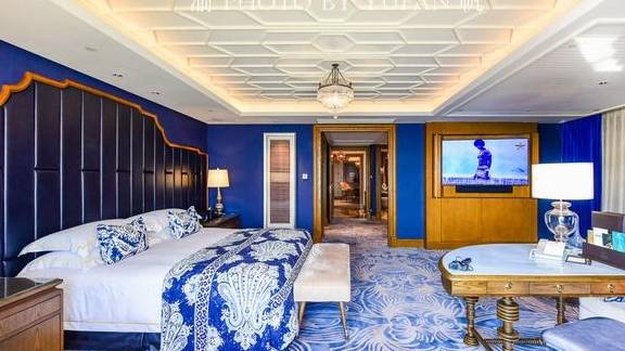 原创 澳门2万多一晚的酒店有多壕?面积超250平,洗漱用品用爱马仕7