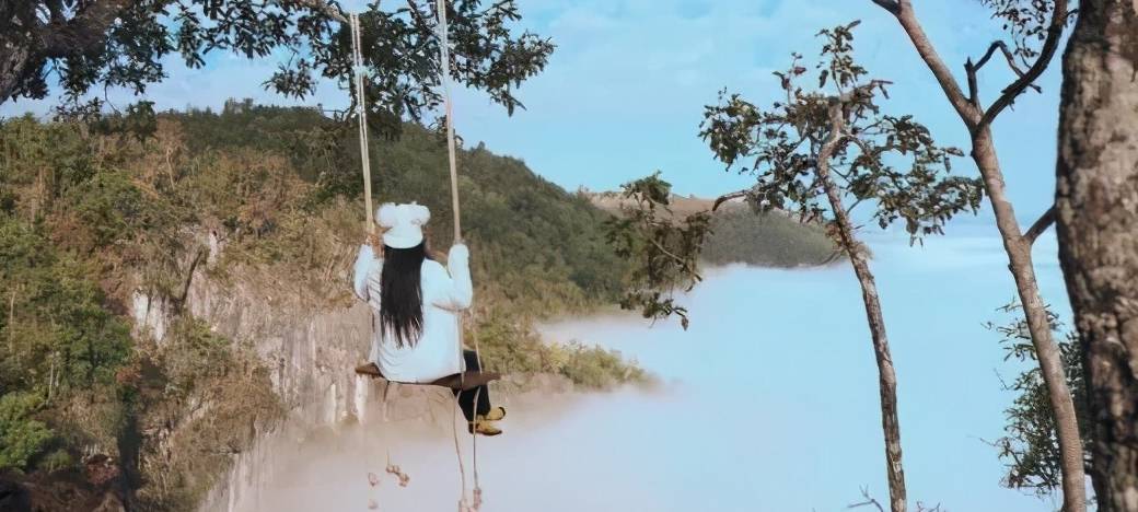 原创 高空中荡秋千，躺着看日出！缅北这座空灵仙山要到看不容易1